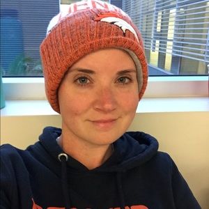 Meet your Posher, Carlotta